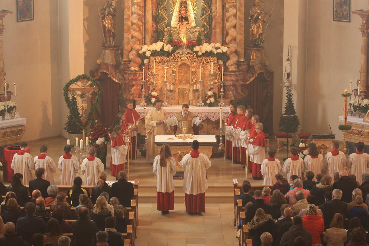 Kath_Kirche_Ostersonntag