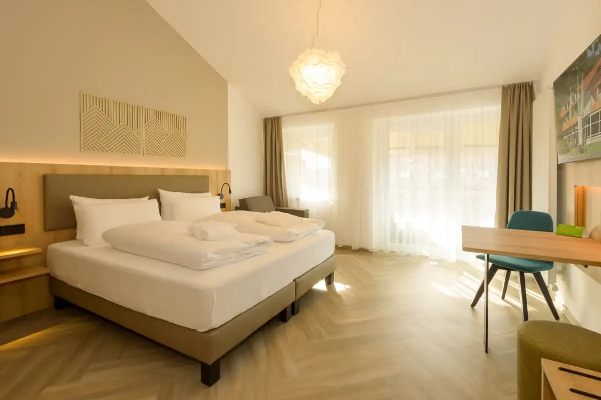 Großes Doppelzimmer im BERGlässig Hotel Bodenmais